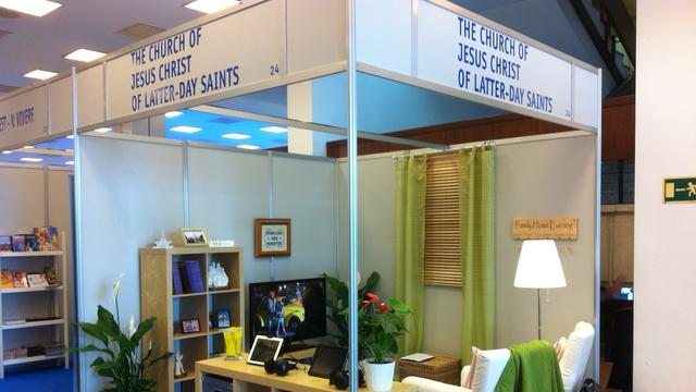 Stand de la Iglesia en “VI CONGRESO MUNDIAL DE FAMILIAS"