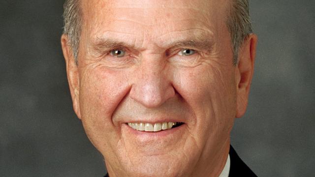 Russell M. Nelson: Nuevo Presidente del Cuórum de los Doce Apóstoles