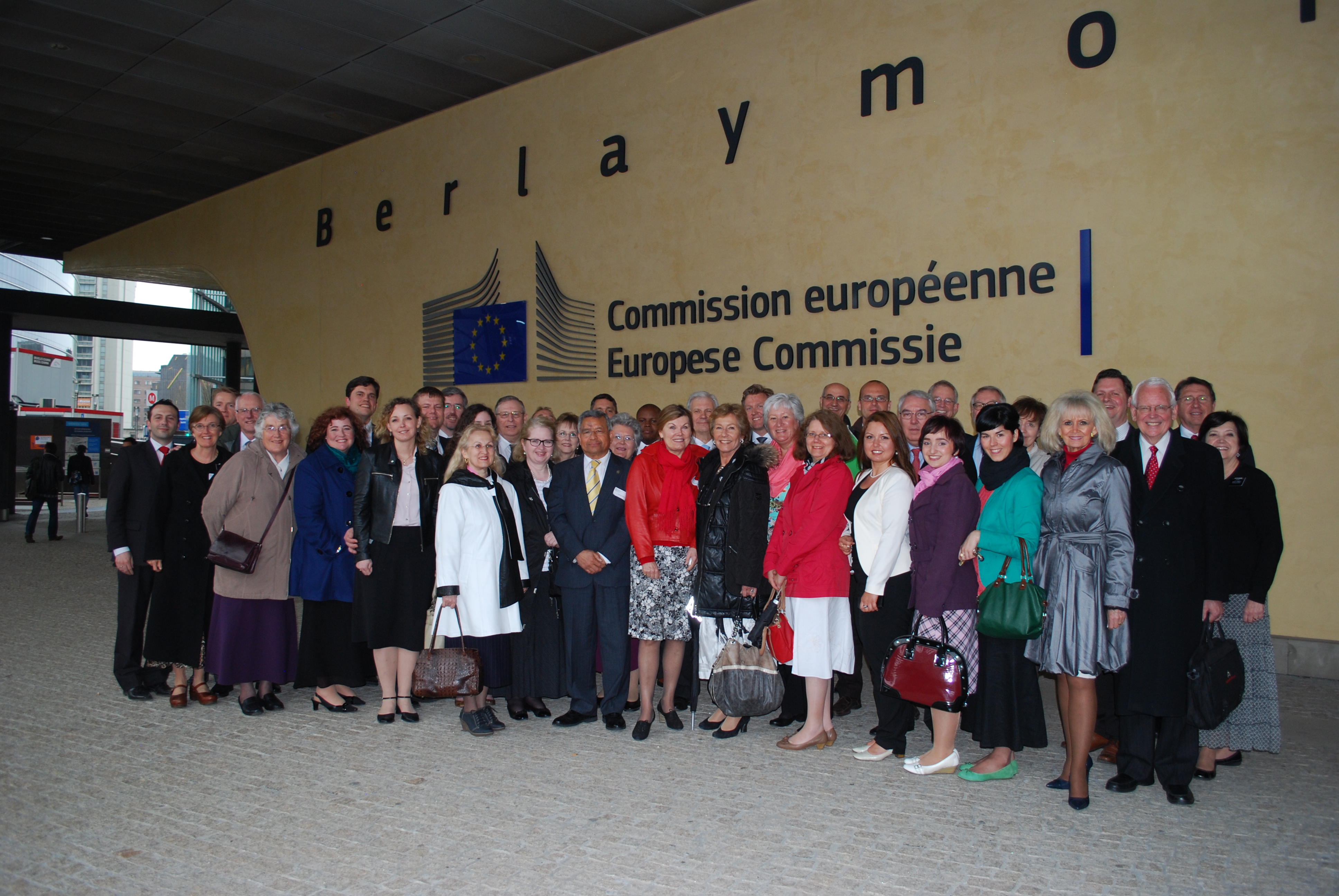 NDPA Seminar Group picture outside Berlaymont